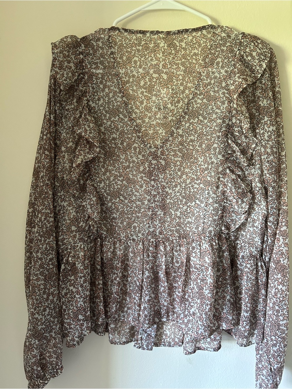 NWT Floral Ruffle Blouse - Picture 4 of 5